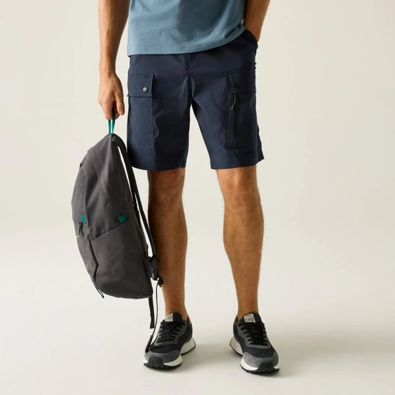 Image of Regatta Mens Arlery Shorts in Mid Navy Size: 32R Mid Navy Male 32R