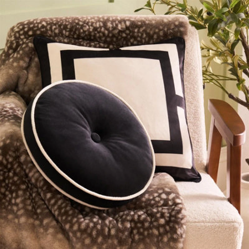 Image of OHS OHS Ultra Soft Velvet Round Seat Cushion Pleated Floor Pillow in Black Size: 40cm x 40cm Black 40cm x 40cm Unisex 5027434226573