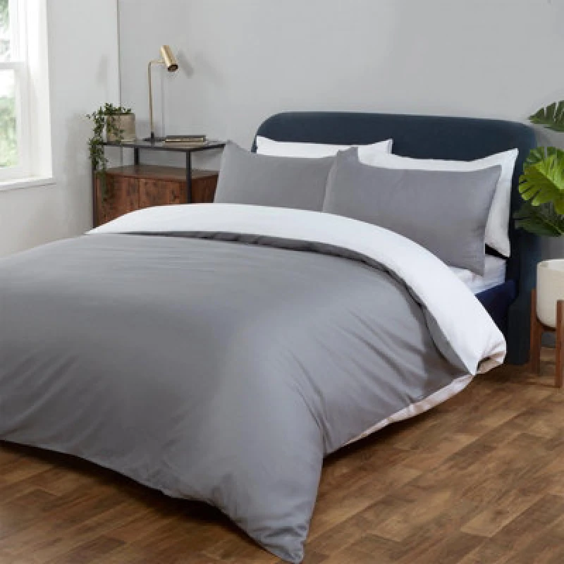 Image of OHS OHS Plain Reversible Duvet Cover With Pillowcase Set in Light Grey Size: Single Light Grey Single Unisex 5027434133635