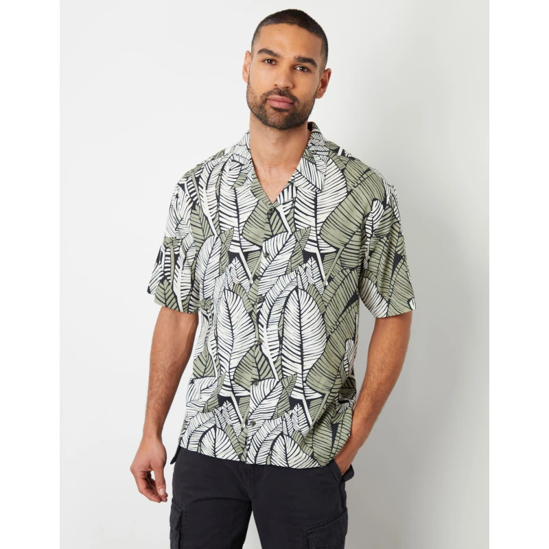 Image of Threadbare Mens Short-Sleeve Patterned Shirt Black male X Large