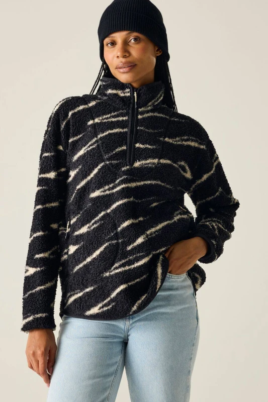 Image of Regatta Womens Frankie Borg Half Zip Insulating Fleece in Jet Black Size: 16 Jet Black Female 16