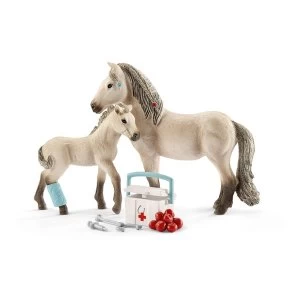 Image of Schleich Horse Club - Hannah's First-Aid Kit