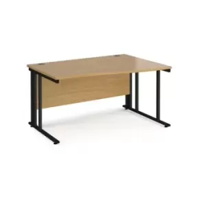 Image of Office Desk Right Hand Wave Desk 1400mm Oak Top With Black Frame Maestro 25 MCM14WRKO