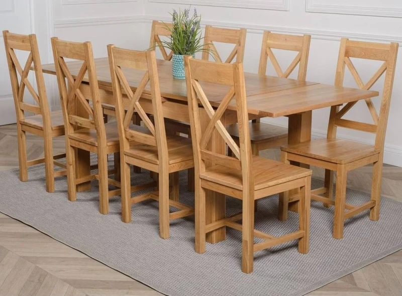 Image of Thats Furniture Richmond 140-220cm Oak Extending Dining Table & 8 Berkeley Chairs in Brown Brown Unisex