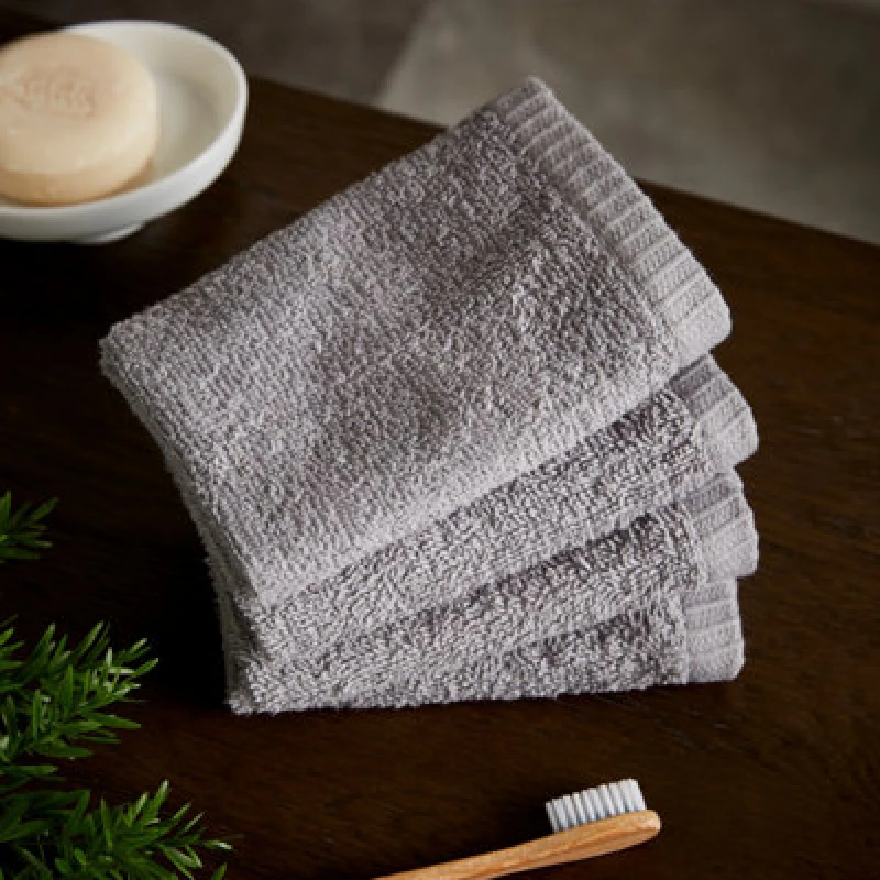 Image of Catherine Lansfield Catherine Lansfield 'Quick Dry' Face Cloth 4 Pack in Grey Size: Face Towel Grey Face Towel Unisex 5057681106168