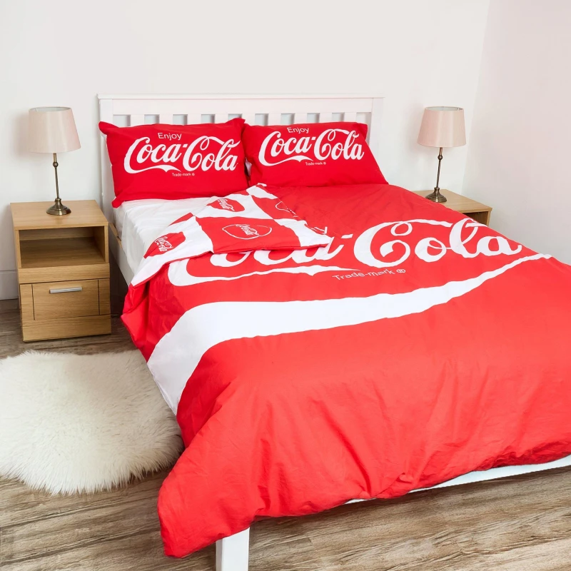 Image of Coca Cola Team Coca-Cola Officially Licensed Double Bedding Set (1 duvet cover 2 pillowcases) Red unisex One Size