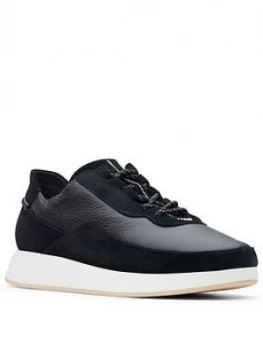 Image of Clarks Originals Kiowa Pace Trainers - Black