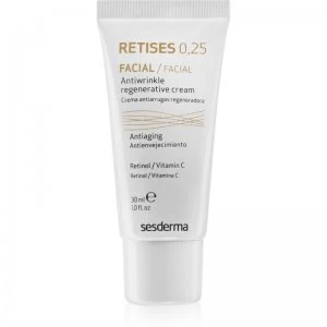 Image of Sesderma Retises Regenerating Moisturiser with Retinol and Vitamin C 0,25% 30ml