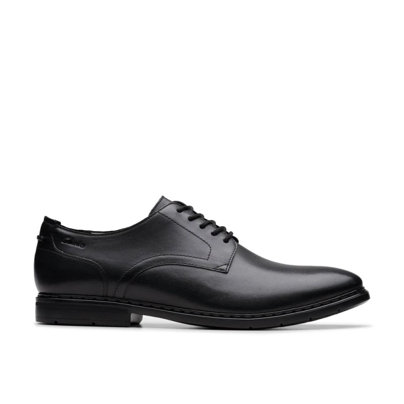 Image of Clarks Clarks Men Banbury Derby Black Leather Lace Up,Derby Shoes Size: 7-Standard Fit Black 7-Standard Fit Male 5063421642049