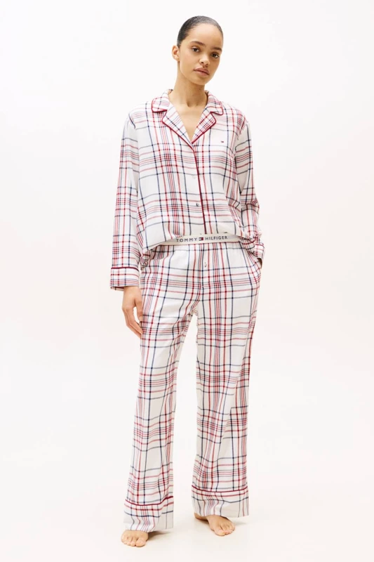 Image of Tommy Hilfiger Womens Ess. Sleep Gift LS Flannel Shirt Set w. Slipper City Plaid/Ivory Size: Medium Multicolor Female M