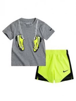 Image of Nike Infant Boys 2 Piece T-Shirt And Shorts Set - Grey