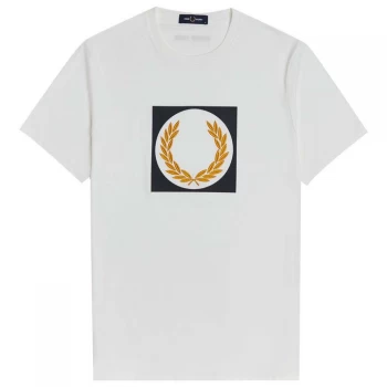 Image of Fred Perry Wreath Graphic T Shirt - Snow White 129