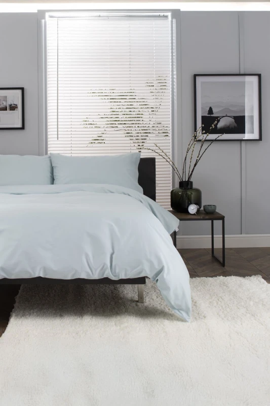 Image of The Lyndon Company The Lyndon Company Luxury 100% Cotton 200 Thread Count Duvet Cover Set in Pale Green Size: Super King Pale Green Super King Unise