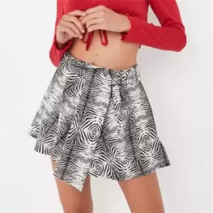 Image of Missguided Printed Floaty Shorts - Cream
