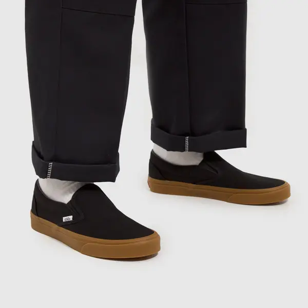 Image of Vans classic slip on trainers in Black UK 6 (EU 39)