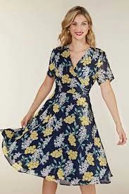 Image of Yumi Navy Floral 'Esmay' Midi Dress - 8