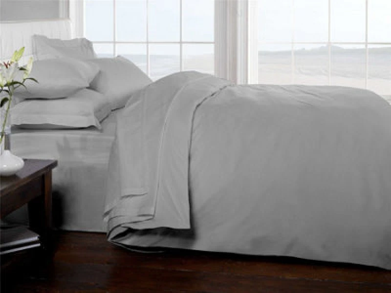 Image of Rapport Home 200 Thread Count Cotton Quilt Cover in Silver Size: King Silver Unisex King