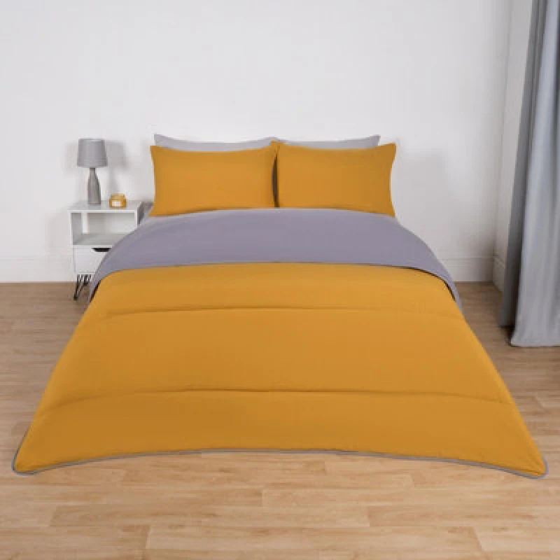 Image of OHS OHS Soft Coverless 10.5 TOG Duvet Set Pillowcase Quilted Cover in Mustard Size: King Mustard King Unisex 5027434210701