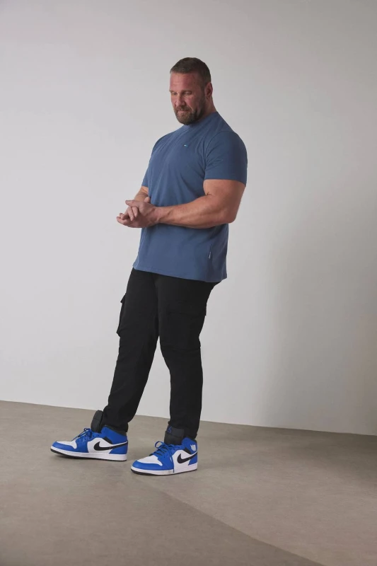 Image of BadRhino Mens Stretch Cargo Trousers in Black Size: 52R Black Male 52R