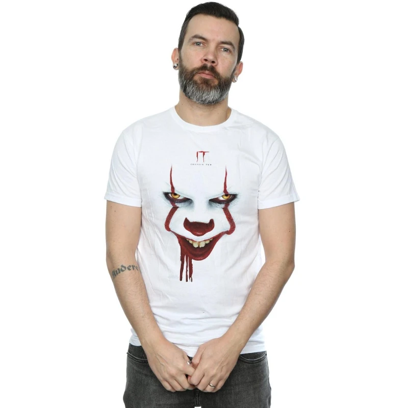 Image of IT Chapter Two IT Chapter Two Men Pennywise Poster Stare T-Shirt in White Size: Small White S Male 5059400364644