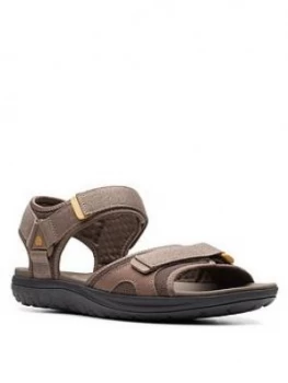 Image of Clarks Step Beat Sun SandalS - Brown, Size 8, Men