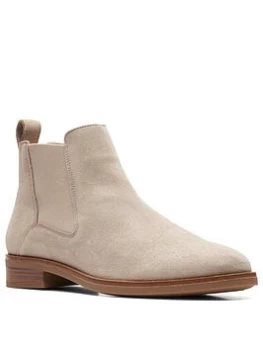 Image of Clarks Memi Top Boots - Sand, Size 8, Women