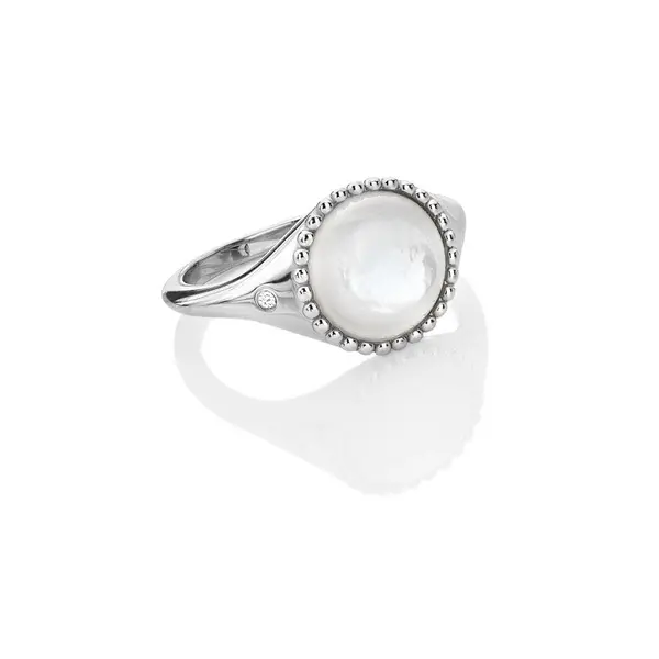 Image of Hot Diamonds Mother of Pearl Circle Ring DR258/O Size: Size O