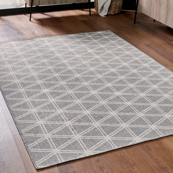 Image of Geometric Rectangular Rug Silver