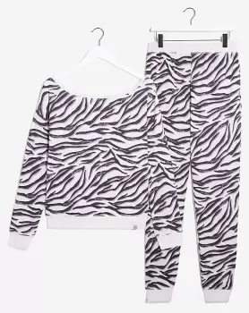 Image of Ann Summers Fiercely Lounge Set