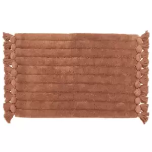 Image of Ribbed Tassel Bath Mat Pecan