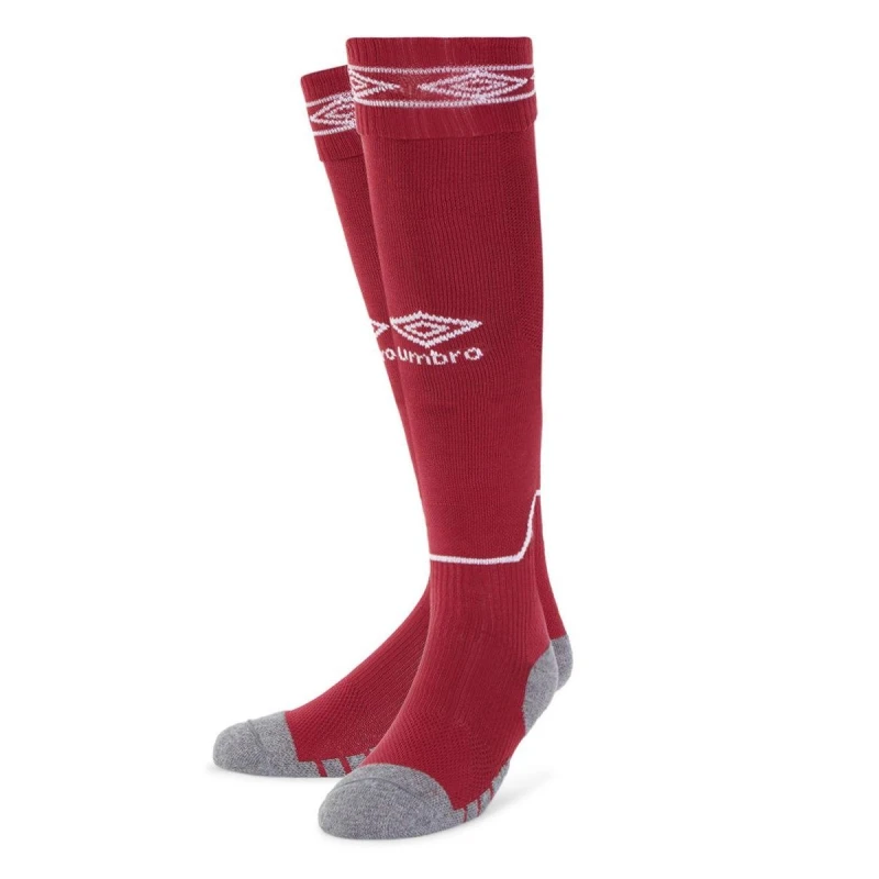 Image of Umbro Umbro Men Diamond Football Socks in Scarlet Size: large Scarlet L Male 5063238257689