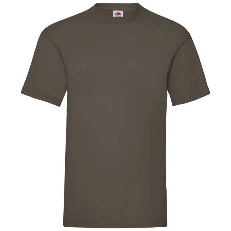 Image of Fruit Of The Loom Fruit of the Loom Men Valueweight T-Shirt in Chocolate Size: Small Chocolate S Male 5063527627827