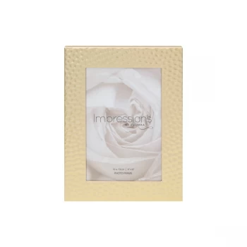 Image of 4" x 6" - IMPRESSIONS Hammered Matt Gold Photo Frame
