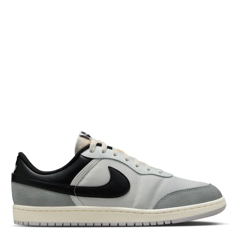 Image of Air Jordan Jordan Skyline Sn62 Black/White male 11 (46)