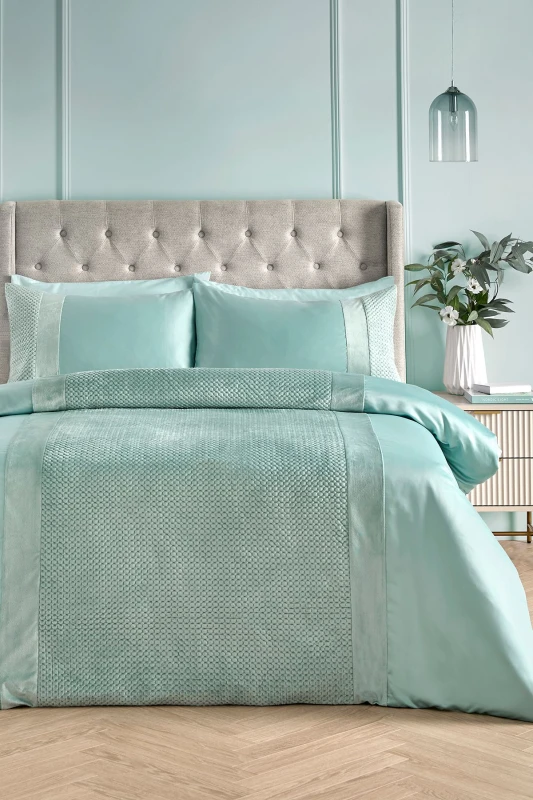 Image of Soiree 'Iras' Luxury Quilted Detailing Duvet Cover Set in Duck Egg Blue Size: Double Duck Egg Blue Unisex Double