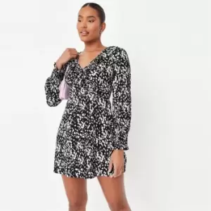 Image of Missguided Woven Frill Tea Dress Animal - Black