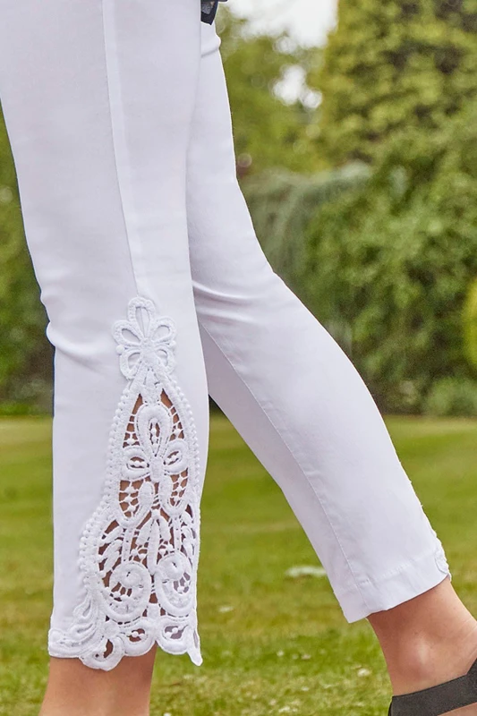 Image of Roman Womens Lace Insert Elastic Waist Crop Trousers in White Size: 18 White Female 18