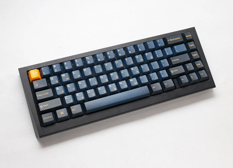 Image of Ducky Ducky Outlaw 65 keyboard Universal USB Black PKOU2367AST-ANSI01