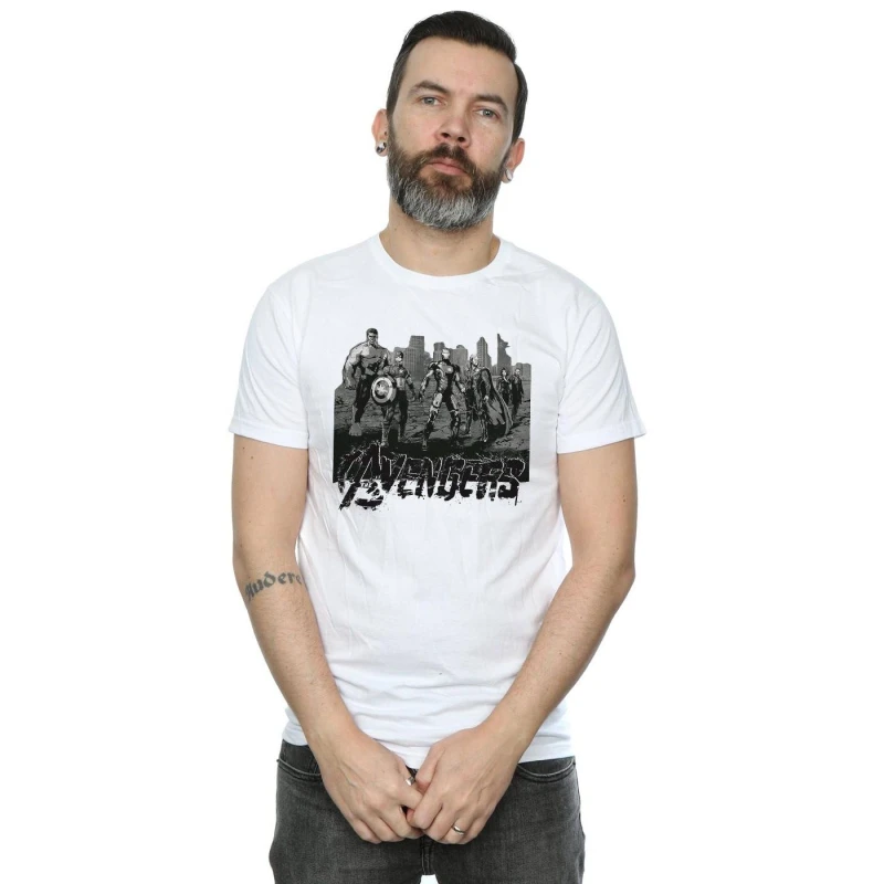 Image of Marvel Marvel Men Avengers Mono Team Art T-Shirt in White Size: Small White S Male 5057245974011