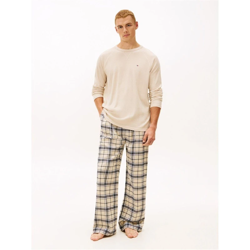 Image of Tommy Hilfiger Long Sleeve Pyjama Set Cream/Tartan male M