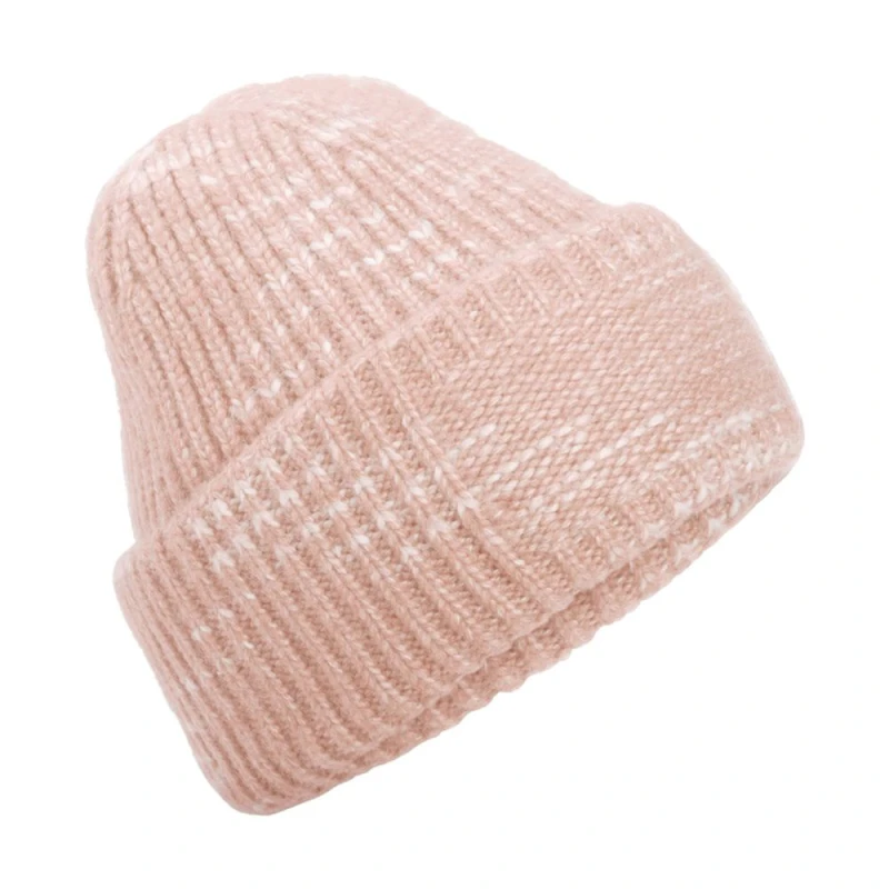 Image of Beechfield Beechfield Men Chunky Knit Reverse Patch Beanie in Baby Pink Baby Pink One Size Male 5063693967994