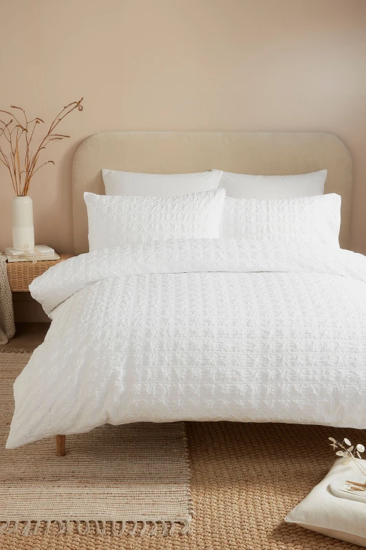 Image of Serene Embossed Grid Duvet Cover Bedding Set White