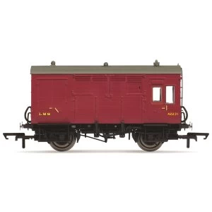 Image of Hornby Horse Box LMS 42231 Era 3 Model Train