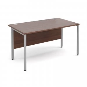Image of Maestro 25 SL Straight Desk 1400mm x 800mm - Silver H Frame Walnut to