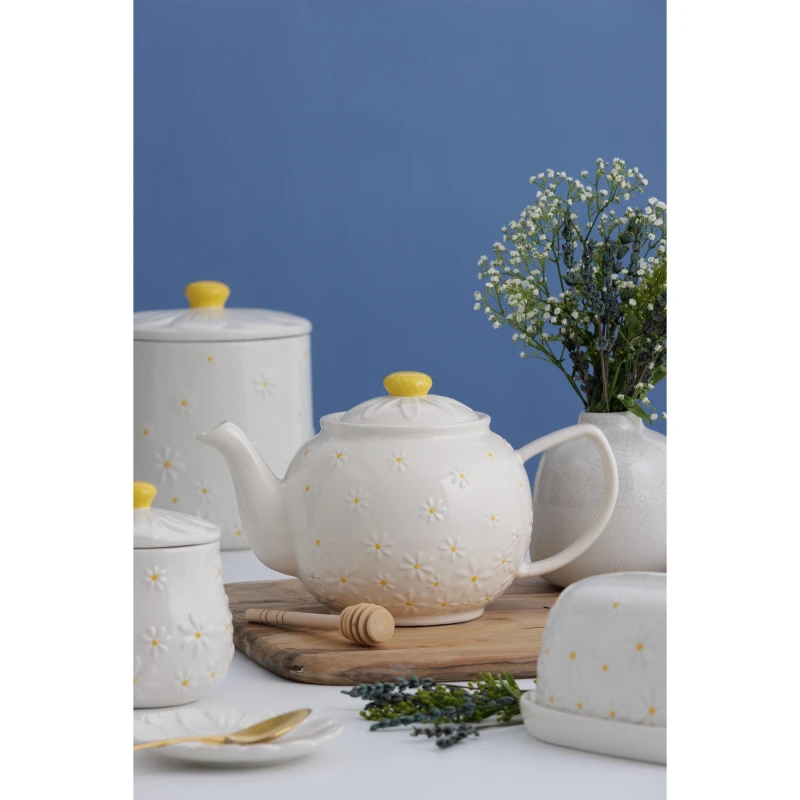 Image of Price and Kensington Daisy 6 Cup Teapot Teapots / Creamers 1 White 71426101027