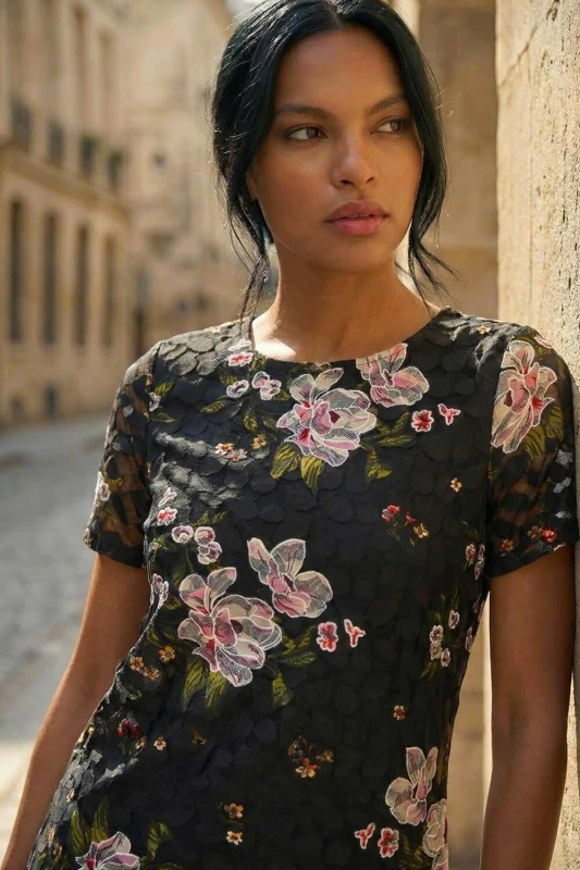 Image of Roman Womens Floral Print Lace Stretch Top in Black Size: 10 Black Female 10