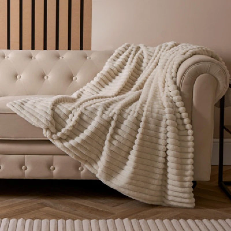 Image of OHS OHS Faux Fur Ribbed Fleece Throw Over Bed Blanket Winter Warm Supersoft in Natural Natural One Size Unisex 5027434192366