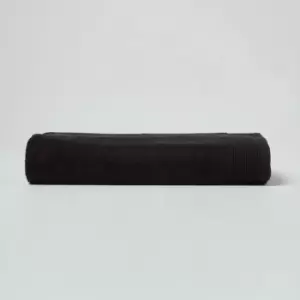 Image of HOMESCAPES Black 100% Combed Egyptian Cotton Jumbo Towel 700 GSM - Black
