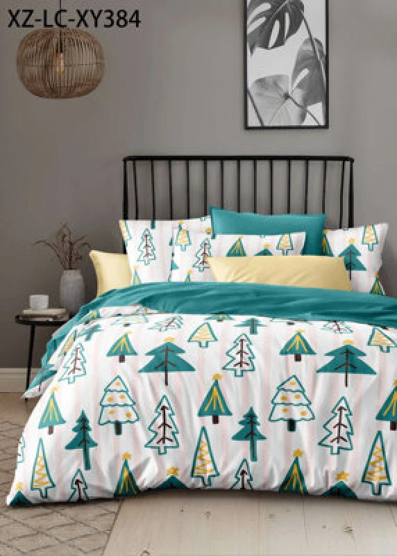 Image of Ezysleep Ezysleep Christmas Tree Printed Duvet Set in Green Size: Single Green Single Unisex 0721545407696