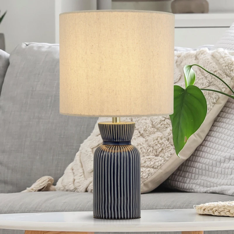 Image of Lighting Collection Ceramic Ridge Table Lamp White unisex One Size